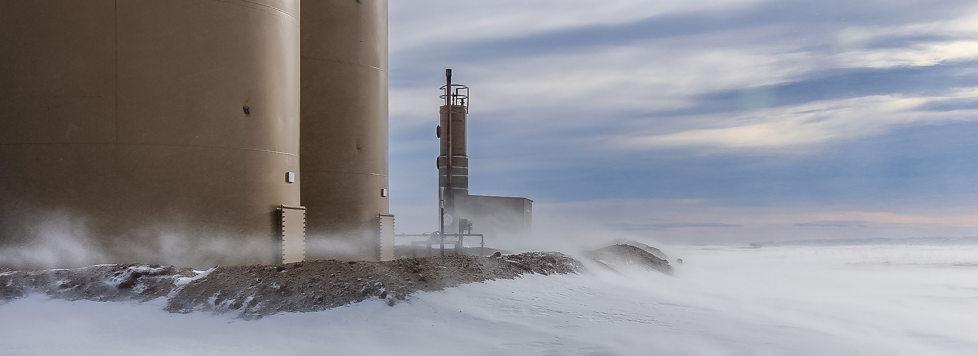 Wyoming Oil & Gas Industry Holding Tanks